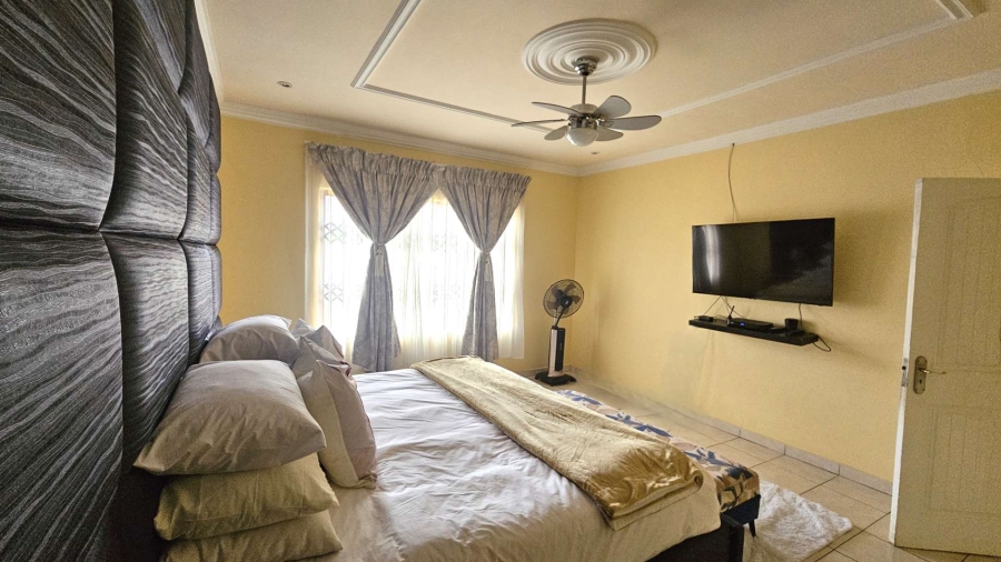 3 Bedroom Property for Sale in Melodie North West